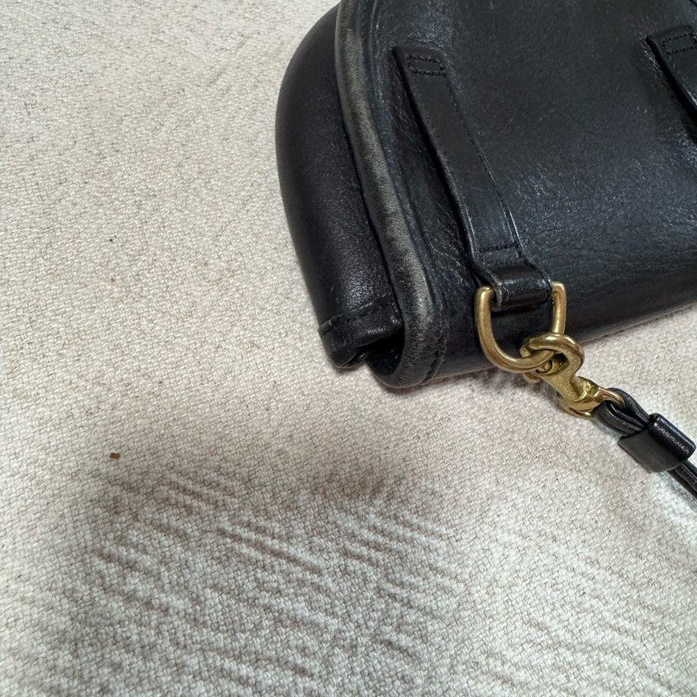 Vintage Coach Black Leather Crossbody mini Belt Bag - Picture 9 of 10